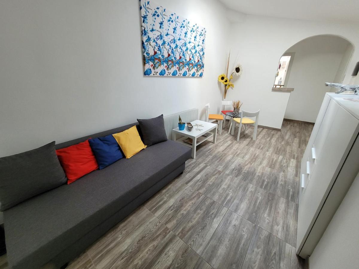 Villa Sonia Apartment & Rooms Lignano Sabbiadoro Exteriör bild