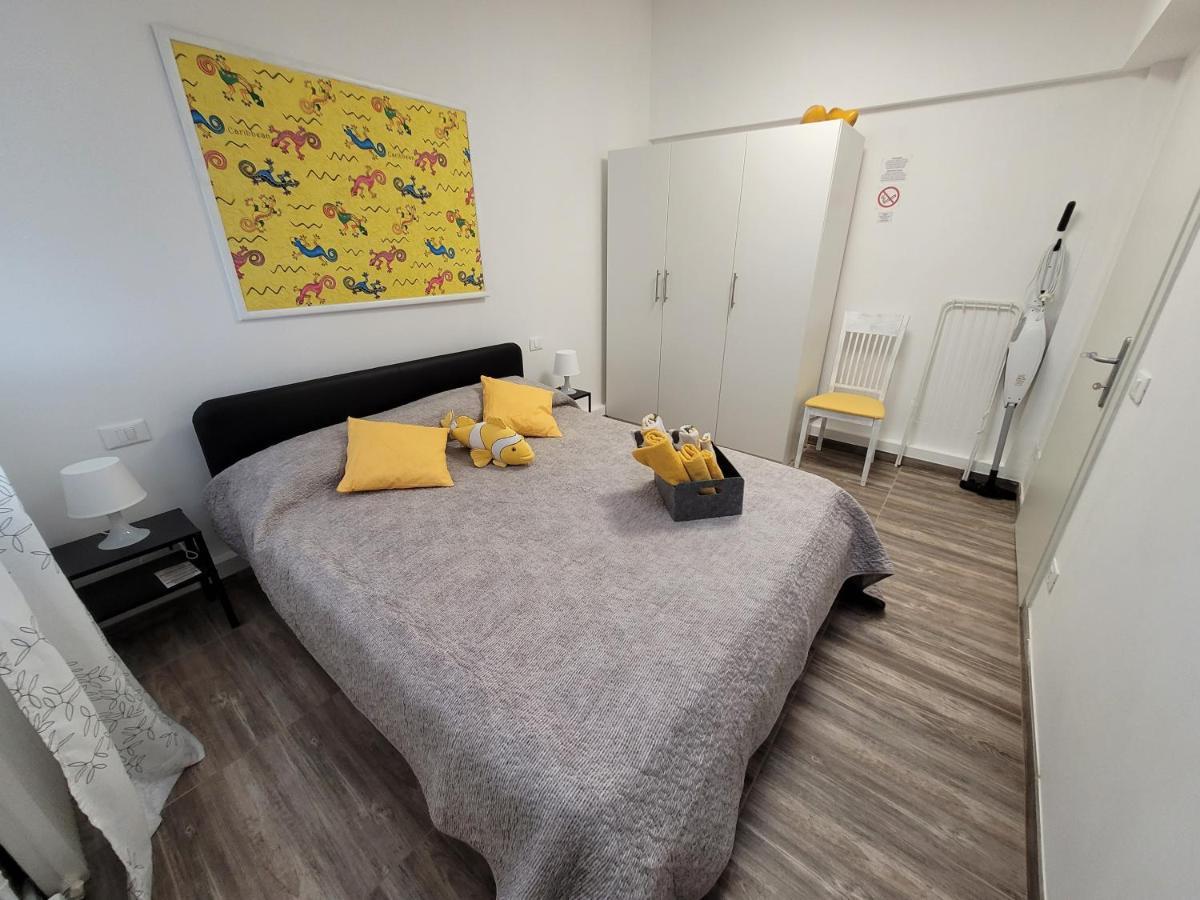 Villa Sonia Apartment & Rooms Lignano Sabbiadoro Exteriör bild