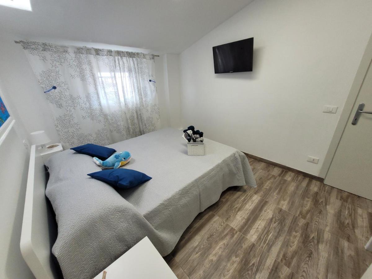 Villa Sonia Apartment & Rooms Lignano Sabbiadoro Exteriör bild